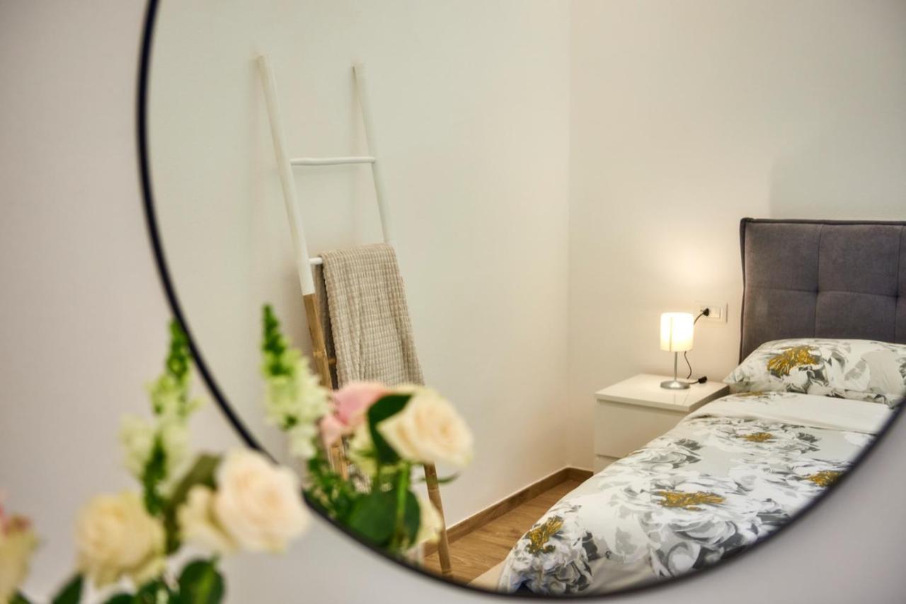 리에르나 La Casa Di Lucia 아파트 외부 사진